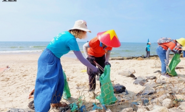 CÔNG TY GỖ AN CƯỜNG ĐỒNG HÀNH CÙNG GAIA NATURE CONSERVATION THAM GIA CHƯƠNG TRÌNH LÀM SẠCH TRÁI ĐẤT 2025