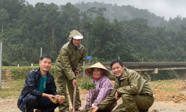 QUYẾT TÂM TRỒNG RỪNG BẠCH MÃ GIẢM THIỆT HẠI THIÊN TAI VÀ HƯỞNG ỨNG CAM KẾT GIỮ RỪNG CỦA 100 QUỐC GIA