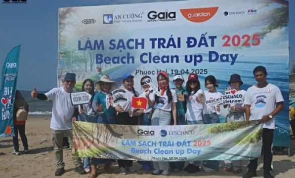 LESCHACO ĐỒNG HÀNH CÙNG GAIA DỌN RÁC BIỂN PHƯỚC HẢI 